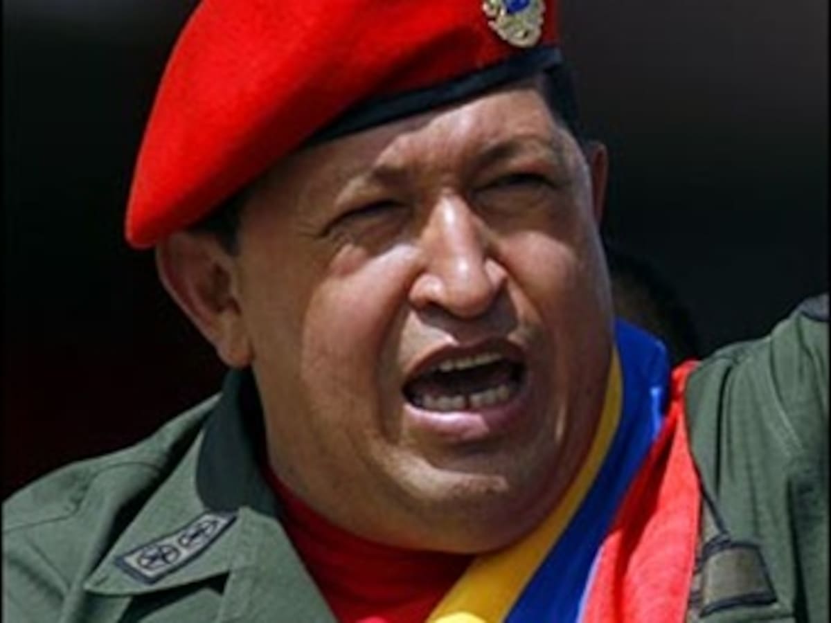 Hugo Chávez invita a sus tropas para que se preparen ante una agresión