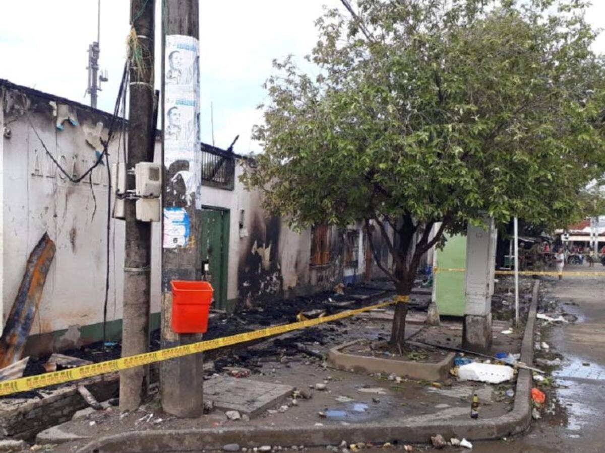 Así quedó el palacio municipal de Nechí, después de los disturbios