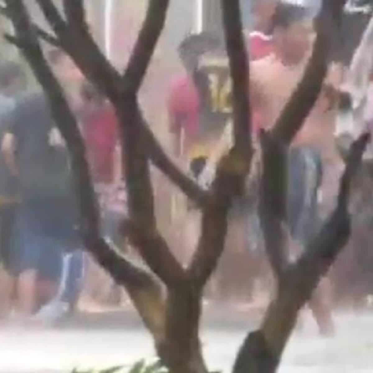 Menor de 17 años murió en enfrentamiento entre pandillas bajo la lluvia en Barranquilla