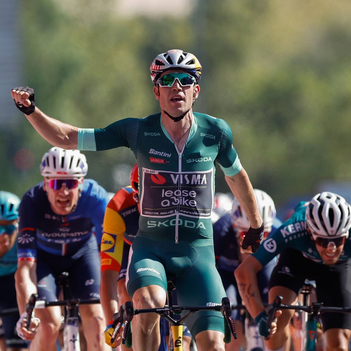 Vuelta a España etapa 8: así puede seguir a los ciclistas colombianos