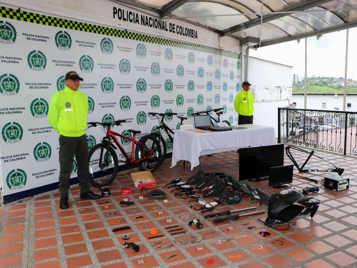 En los Puentes de la 9a incautaron celulares robados, drogas y cartuchos para armas