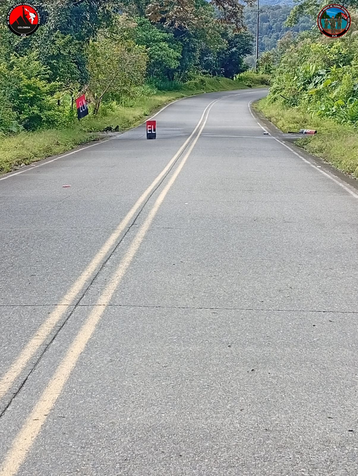 Bandera y cilindro del ELN  / Foto Archivo
