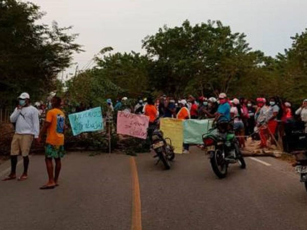 Acceso a Playa Blanca bloqueado por manifestantes
