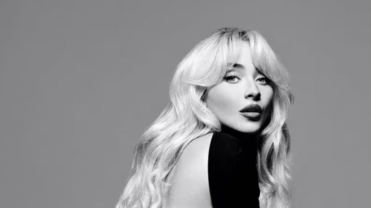 Sabrina Carpenter presenta diseño exclusivo para Johnnie Walker inspirado en su nuevo álbum