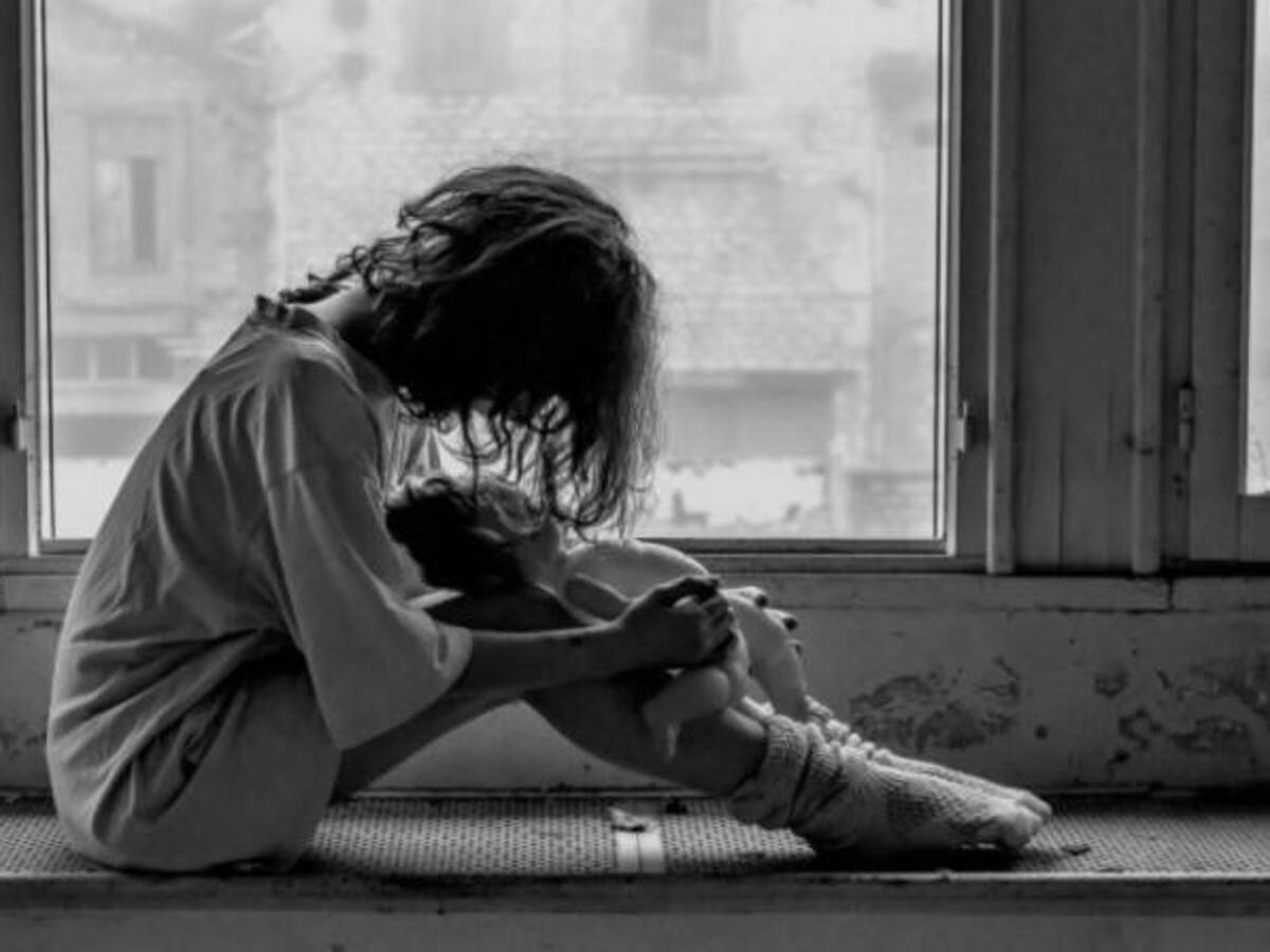 Callé para evitar una reacción violenta de mi esposo y de mi hijo