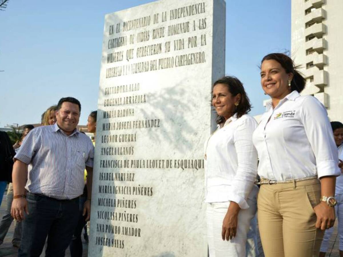 Alcaldía de Cartagena rinde homenaje a mujeres en el Camellón de los Mártires