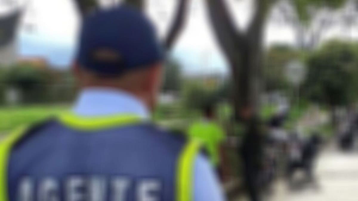 Agente de tránsito pedía dinero a un conductor borracho para no sancionarlo