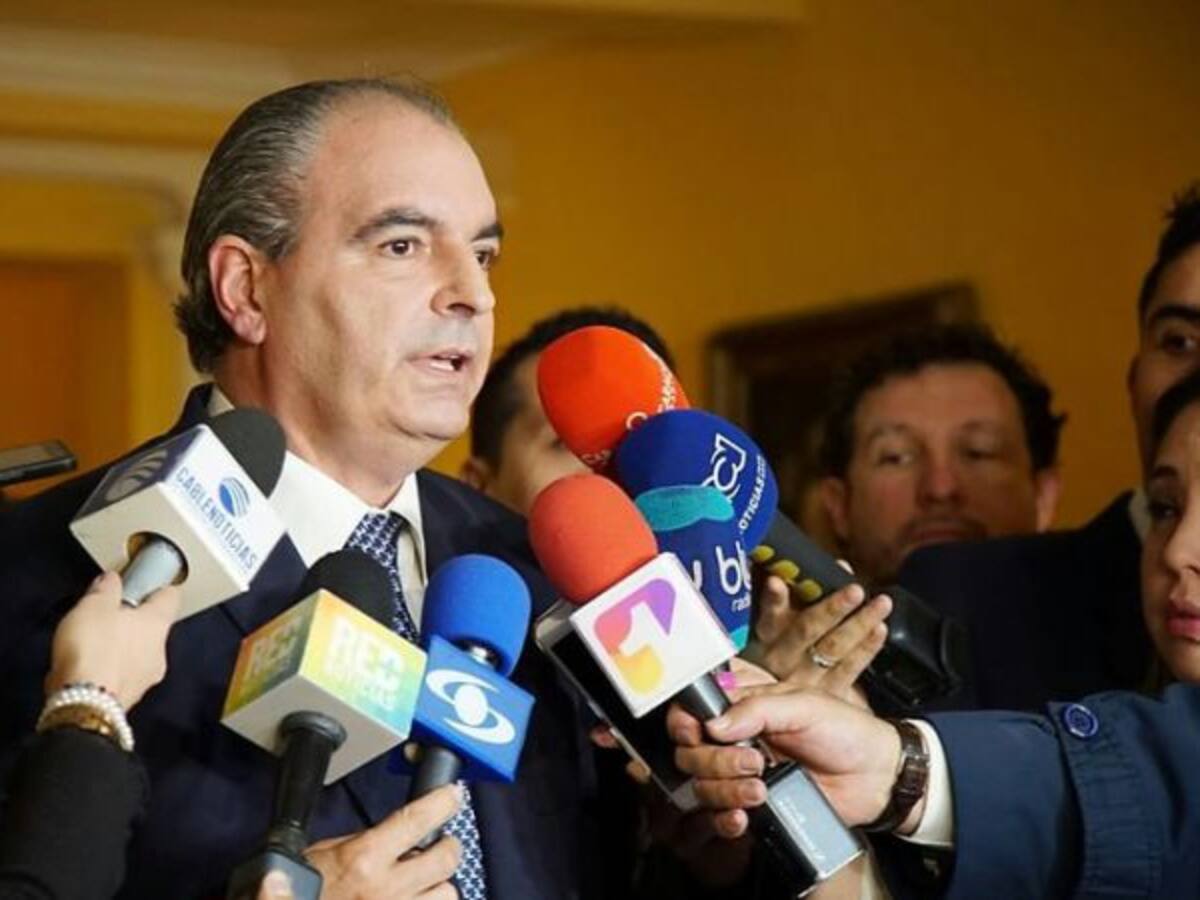 Ni con Duque ni con Petro, La U quedó en libertad para la segunda vuelta