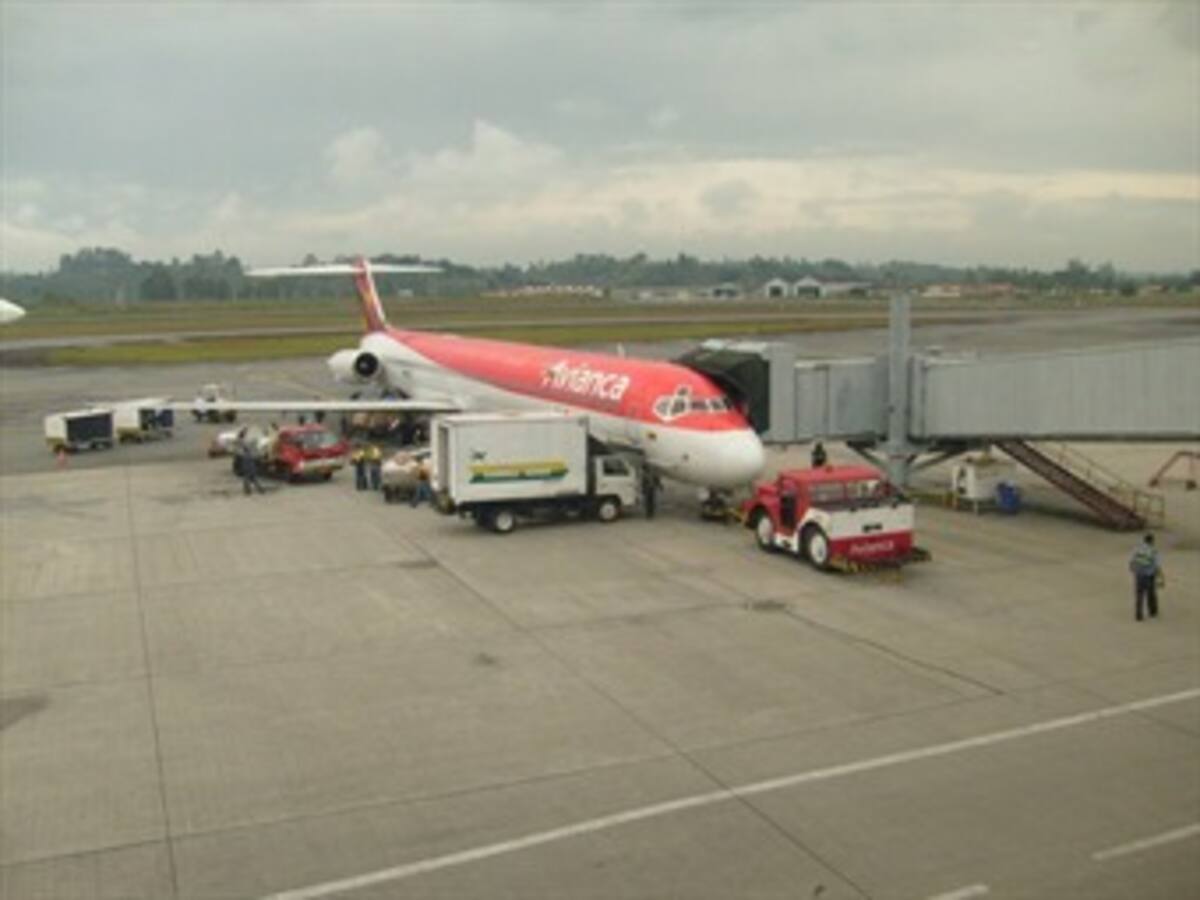 Rayo interrumpe operación aeronáutica en Antioquia