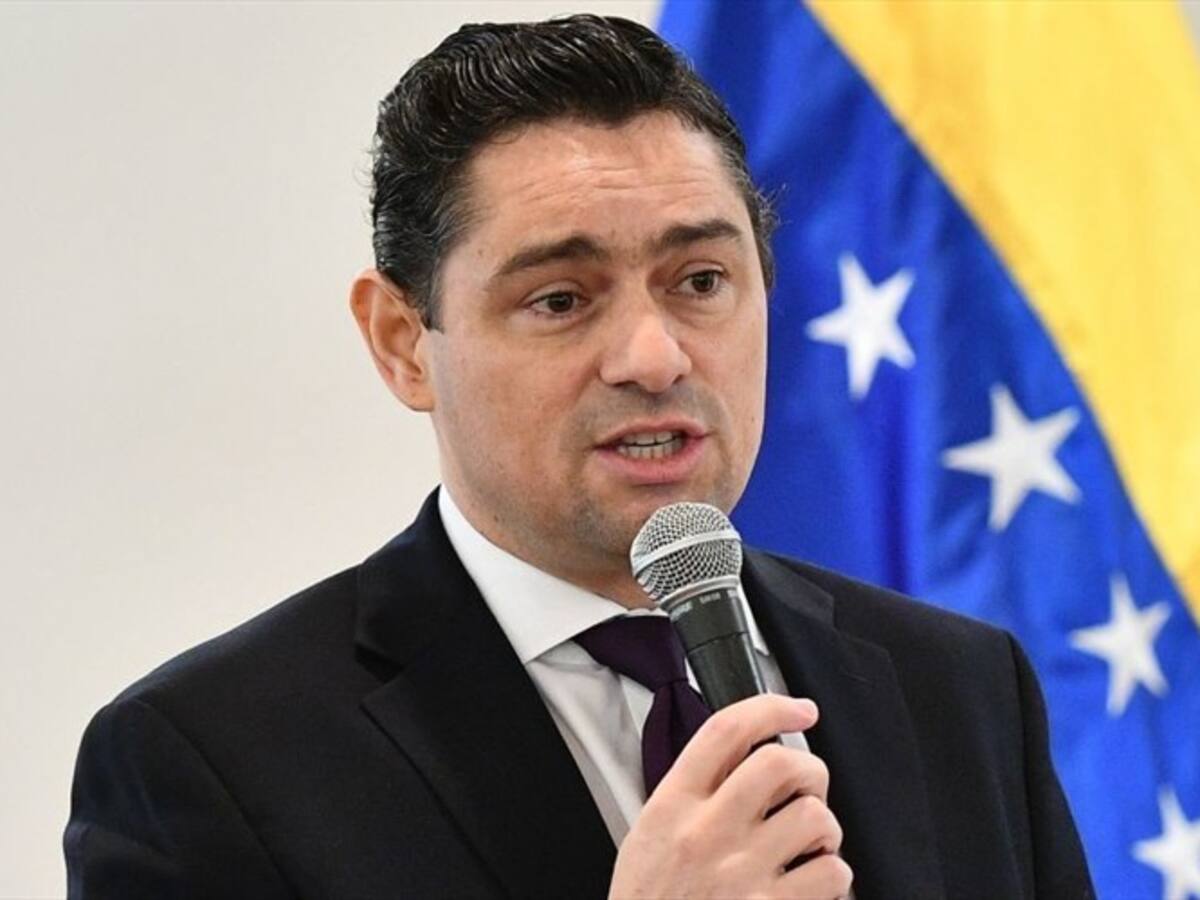 ¿Qué piensa Guaidó sobre despligue de barcos estadounidenses en costa venezolana?