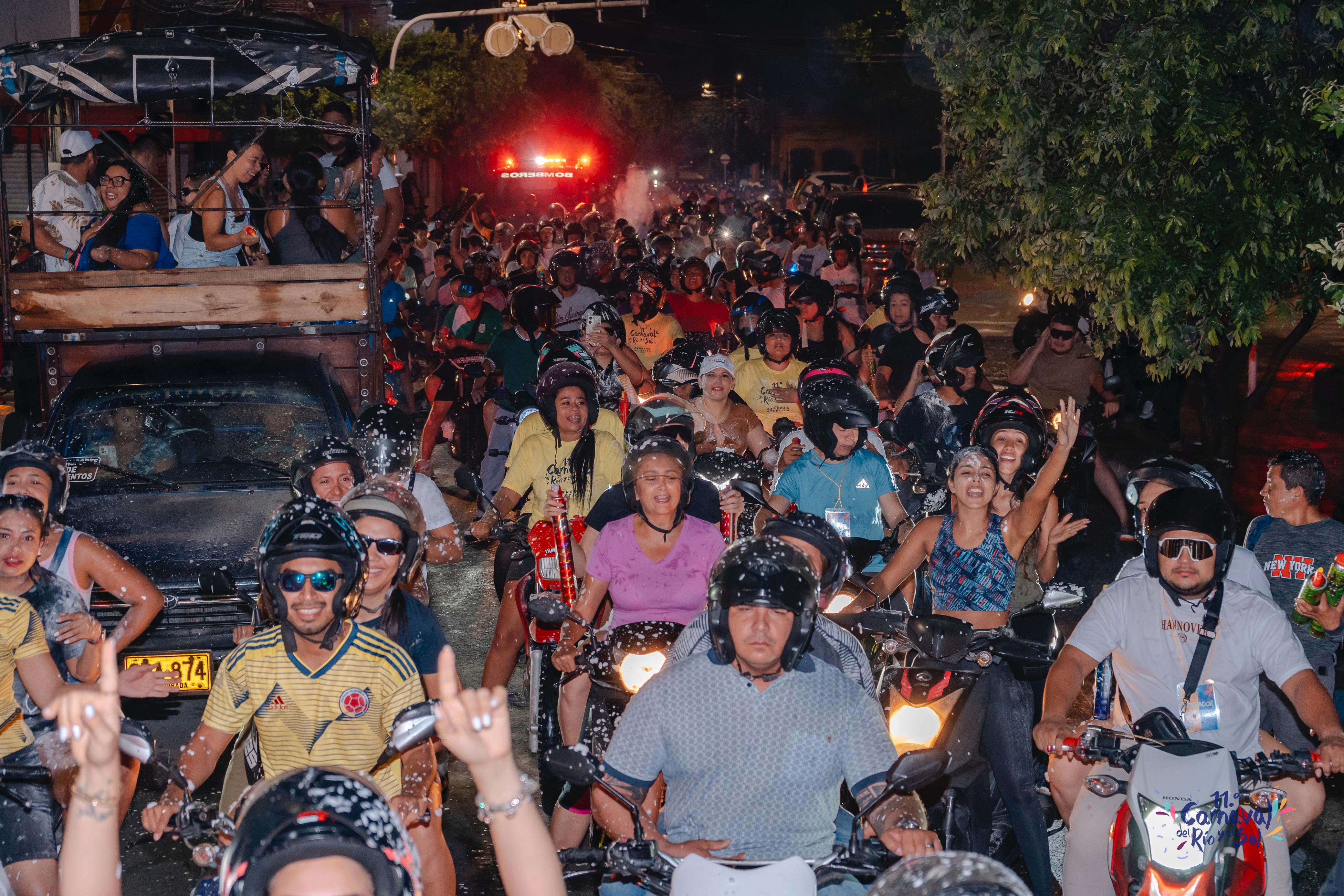 Carnaval del río y el sol
