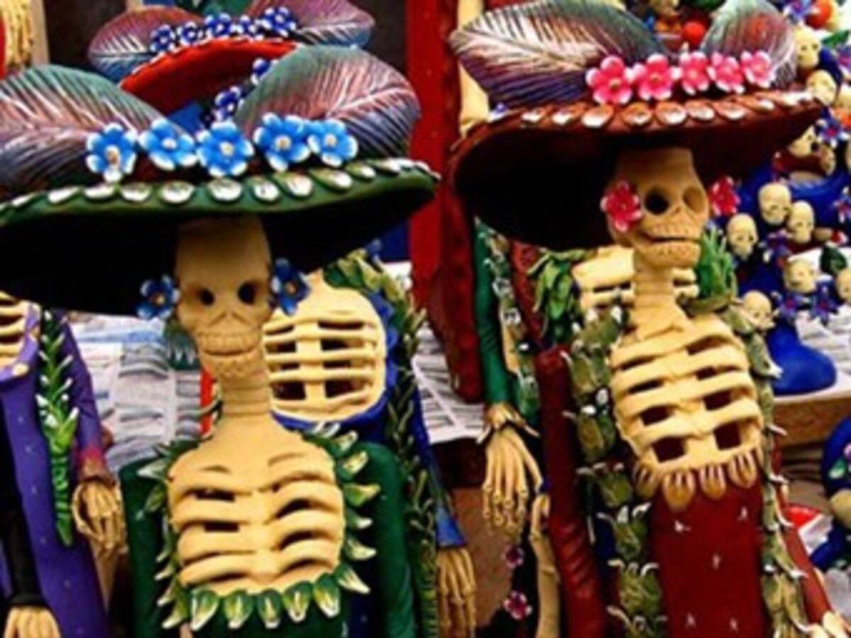 México se prepara para su tradicional "Día de Muertos"