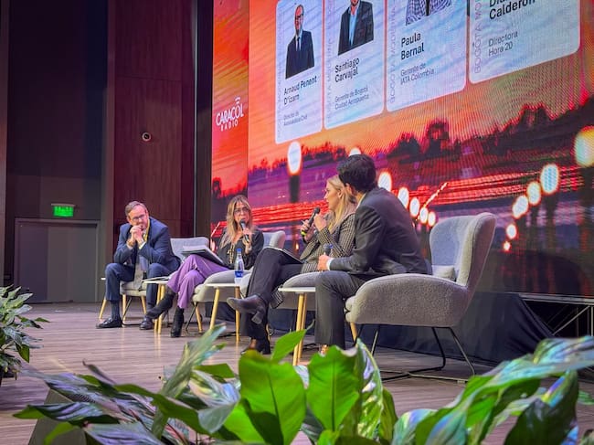 Panel: Gobernanza aérea: ¿Cómo liderar la expansión de El Dorado?. | Foto: Caracol Radio