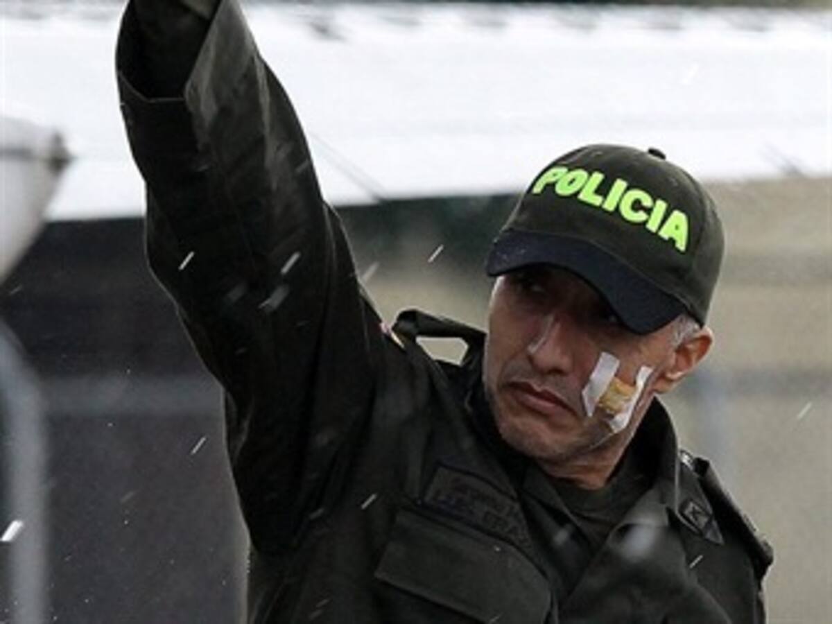 A ‘Timochenko’, donde esté, le caerá la Fuerza Pública: Sargento Erazo