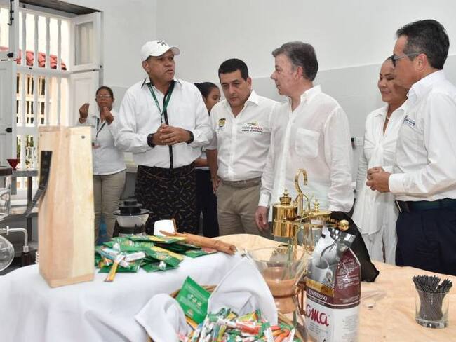 Santos inauguró la Escuela de Hotelería y Gastronomía Casa del Marqués