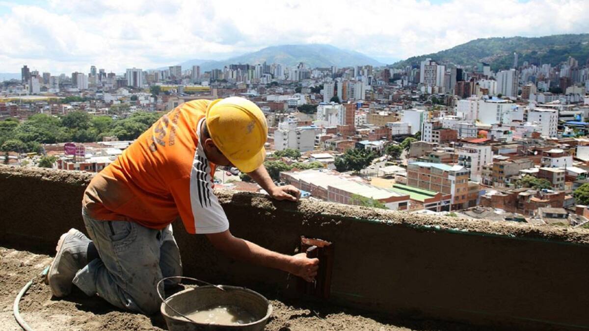 Hoy reinicia la construcción; la manufactura, el otro lunes