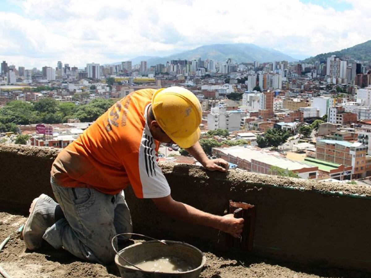 Hoy reinicia la construcción; la manufactura, el otro lunes