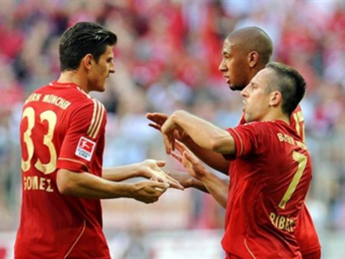 Bayern Munich goleó 7-0 al Friburgo y lidera la Bundesliga