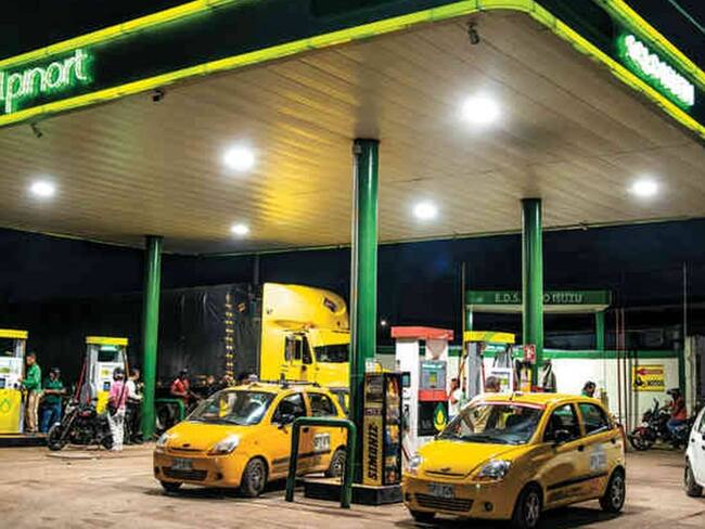 Empresarios insisten en reclamar a Min. Minas aumento de combustible