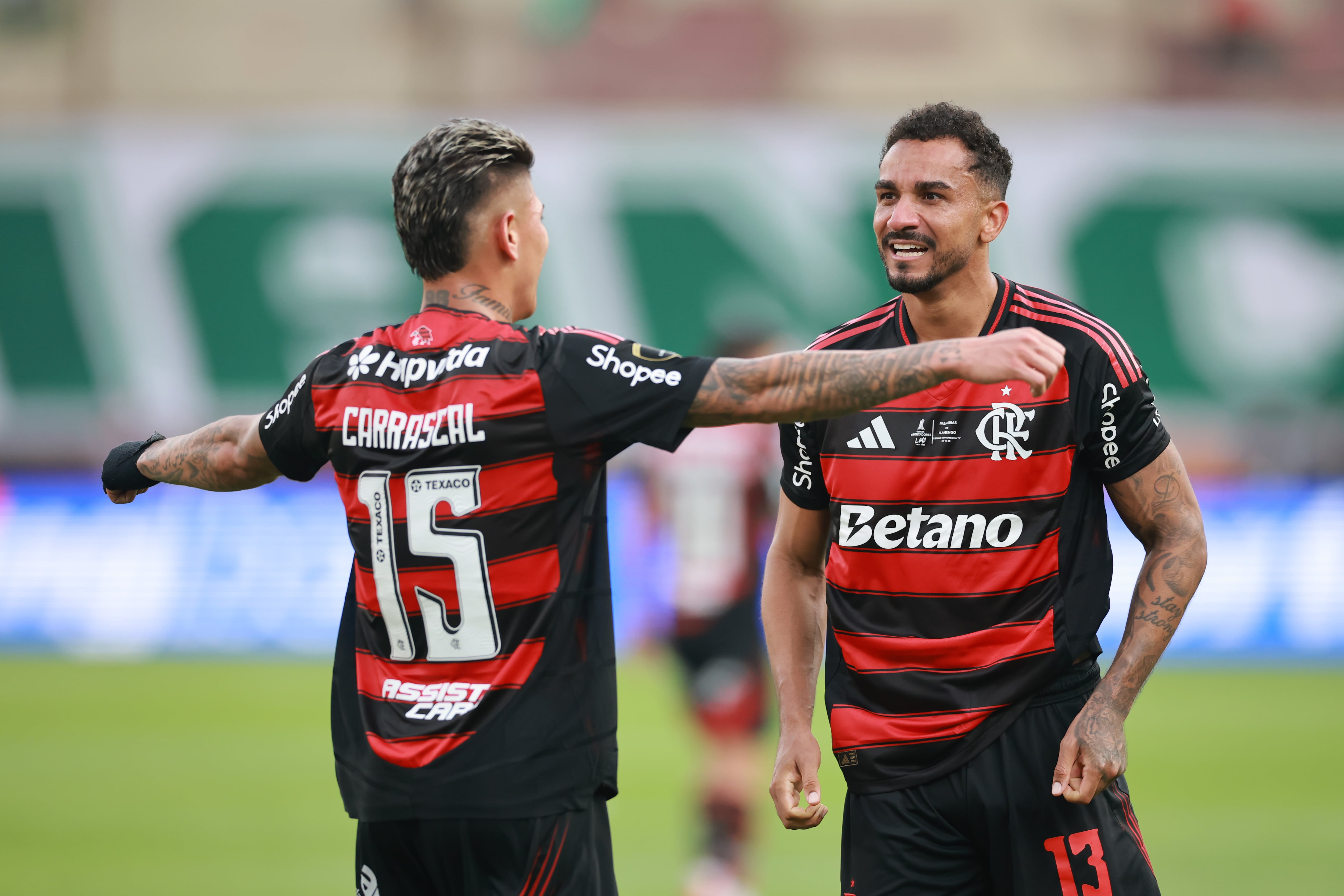 La Copa Libertadores es para el Flamengo de Jorge Carrascal: resumen de la final contra Palmeiras. (Photo by Hector Vivas/Getty Images)