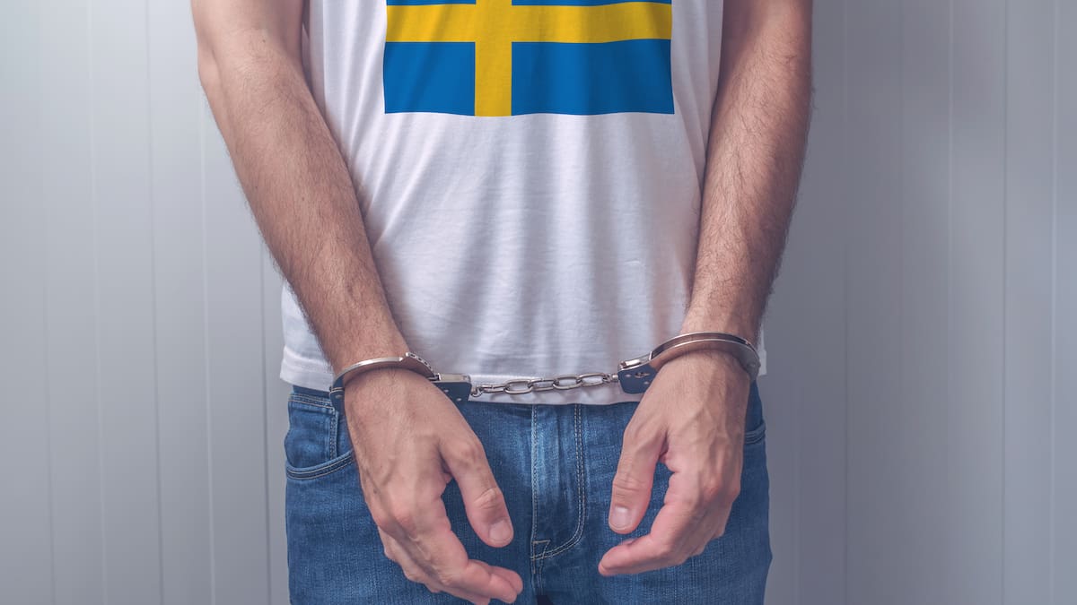 Acusan a hombre en Suecia de vender servicios sexuales de su esposa a más de 120 hombres