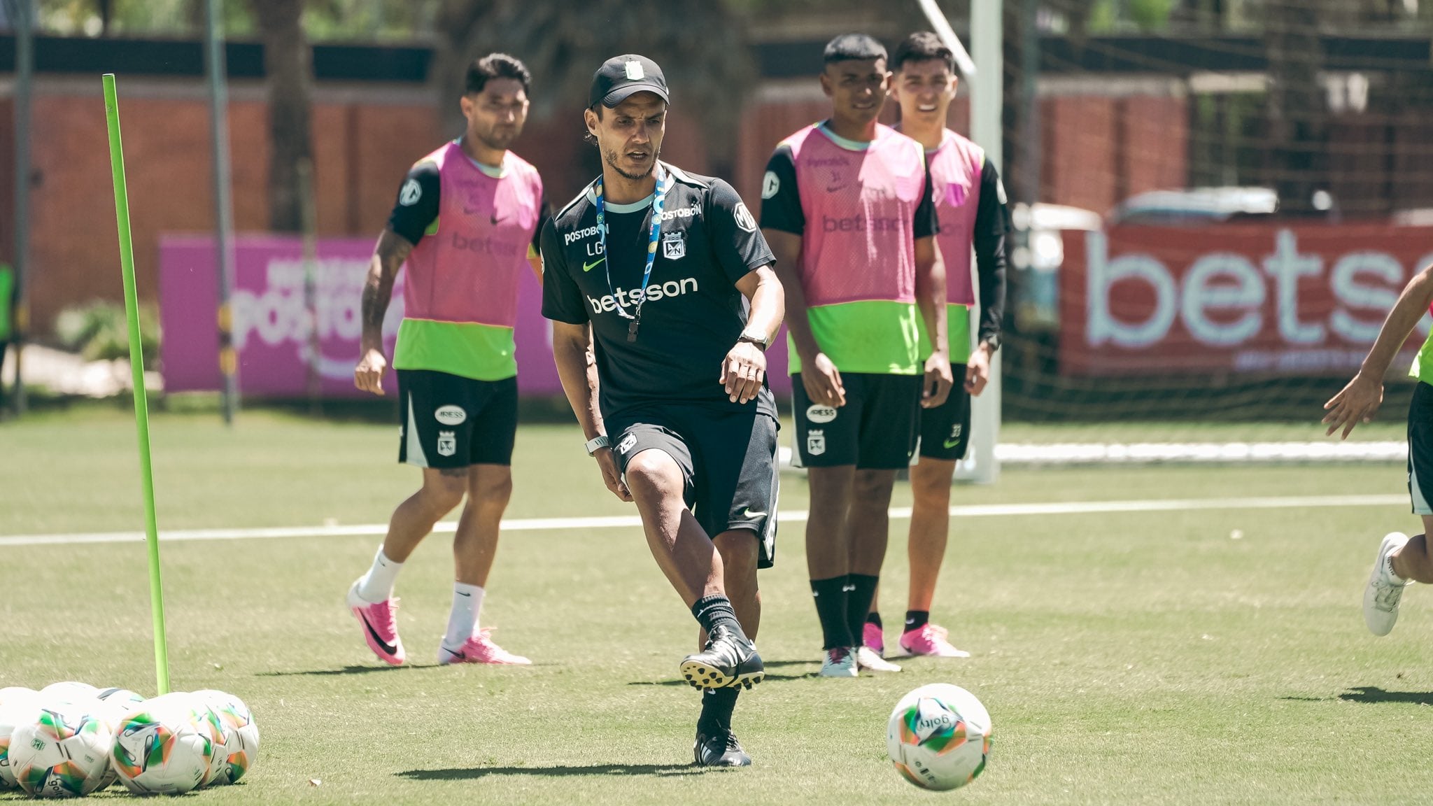 Atlético Nacional le abre campo a Franco Armani: sorpresiva salida rumbo al fútbol argentino / @nacionaloficial