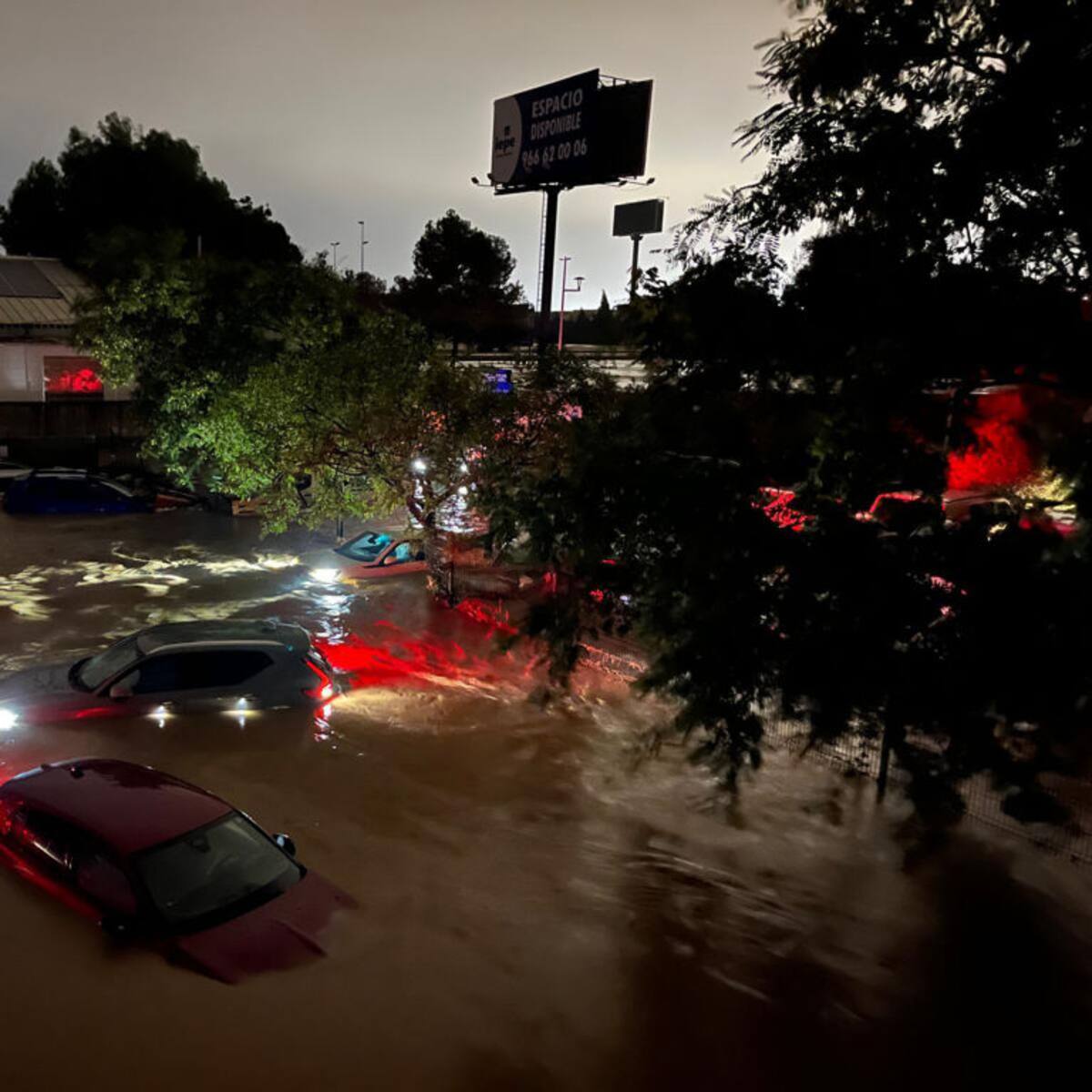 Emergencia en Valencia, España, por las inundaciones causadas por fuertes lluvias