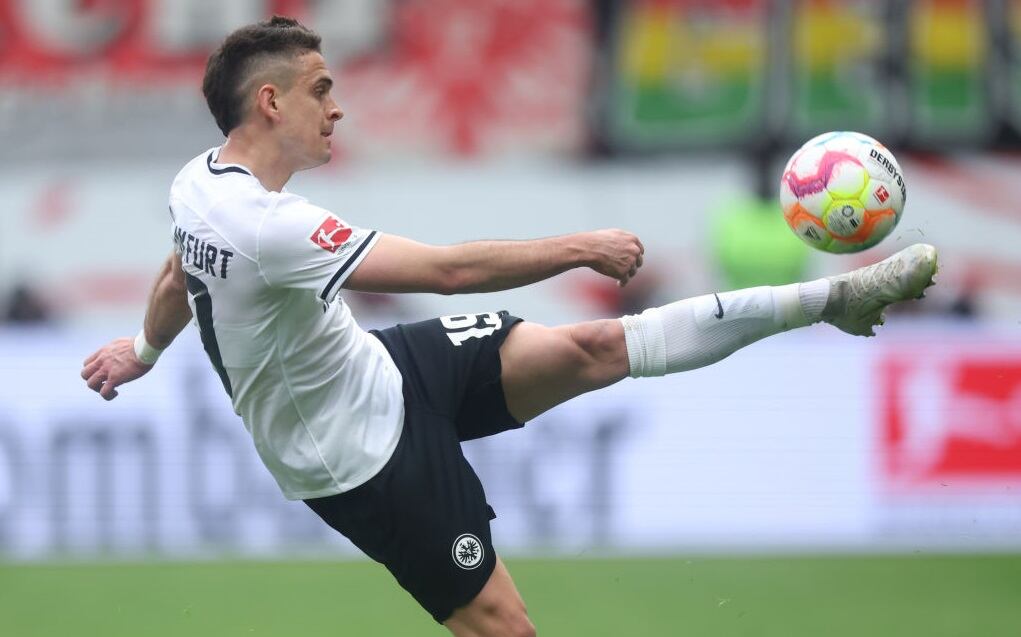 Rafael Santos Borré se va cedido al Werder Bremen Photo by Alex Grimm/Getty Images)