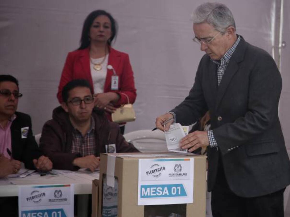 La Paz es ilusionante, los textos de La Habana desilusionantes: Uribe