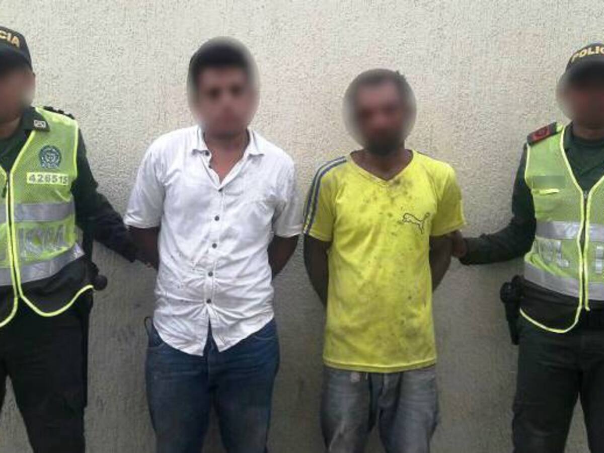 En Ciénega de la Virgen de Cartagena, se descargaban escombros y residuos