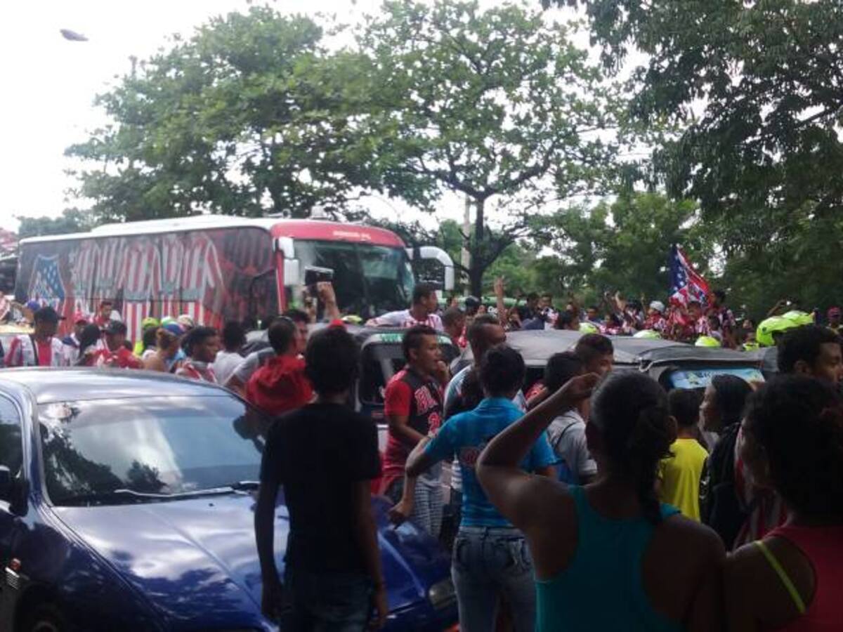 Junior campeón llegó a su tierra
