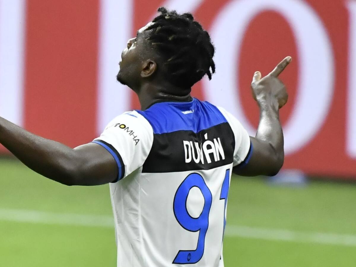 Duván Zapata marcó, pero Atalanta prácticamante se despidió del título