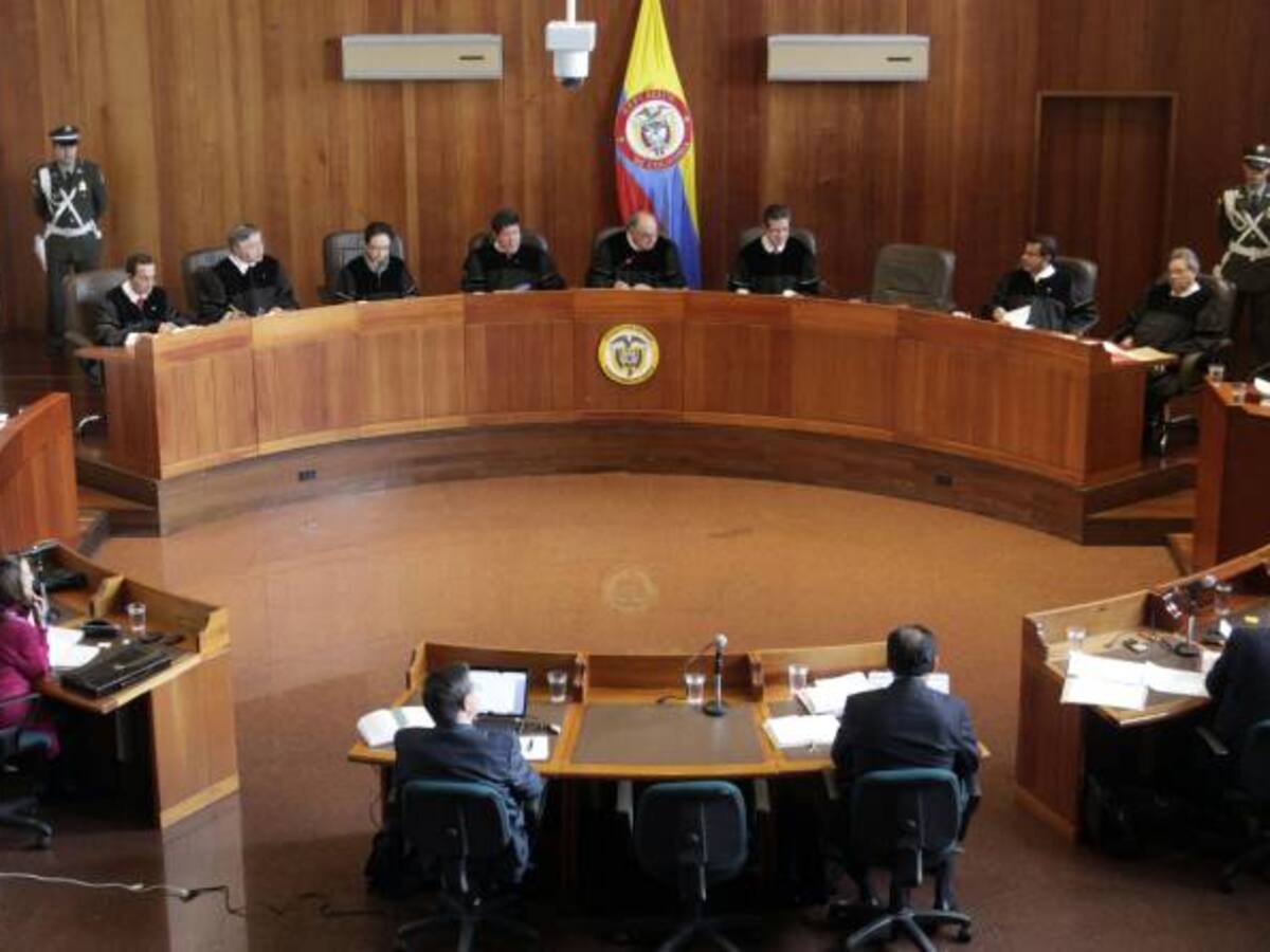 Personas condenadas si podrán ser testigos en matrimonios