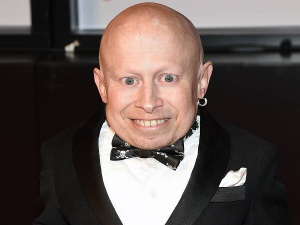 Muere ‘Mini me’ a los 49 años