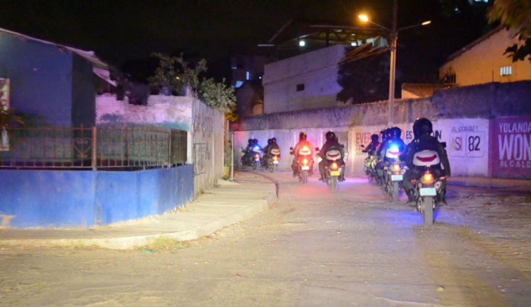 La Policía reportó la captura de 32 presuntos delincuentes y la incautación de 200 armas cortopunzantes y cuatro armas de fuego