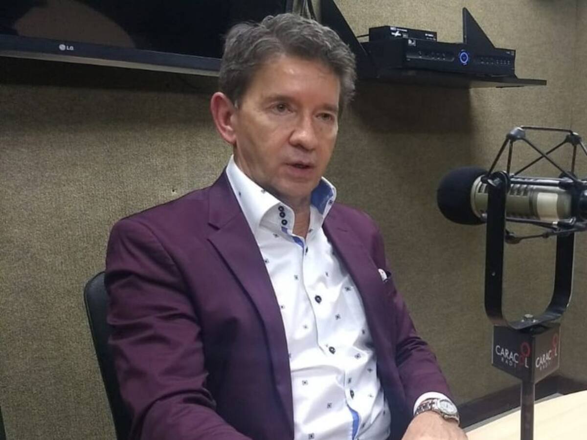 Gobernador Luis Pérez cesa toda acción judicial contra Alonso Salazar