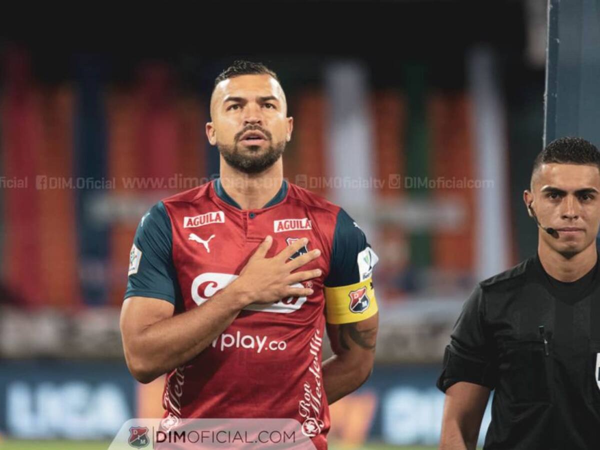 “Se cayó el VAR cuando iban a expulsar al jugador; volvió cuando lo sacaron”