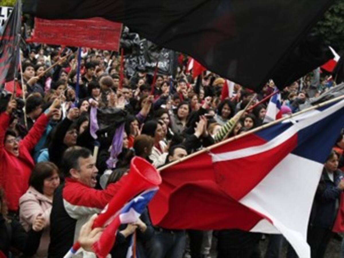 Organizaciones protestan en Chile por presencia del rey de España