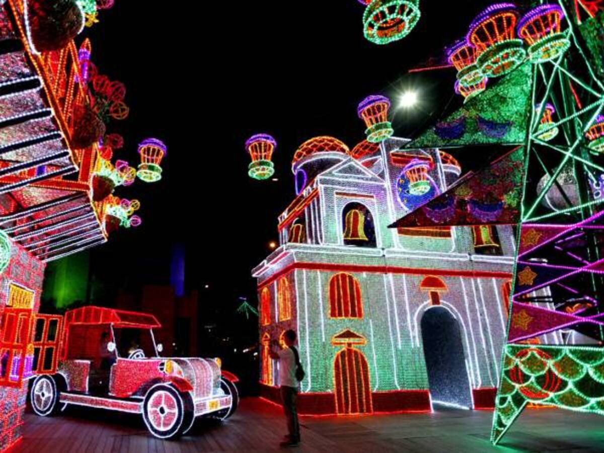 Procuraduría pidió al Gobierno apagar alumbrado navideño desde el 1 de enero