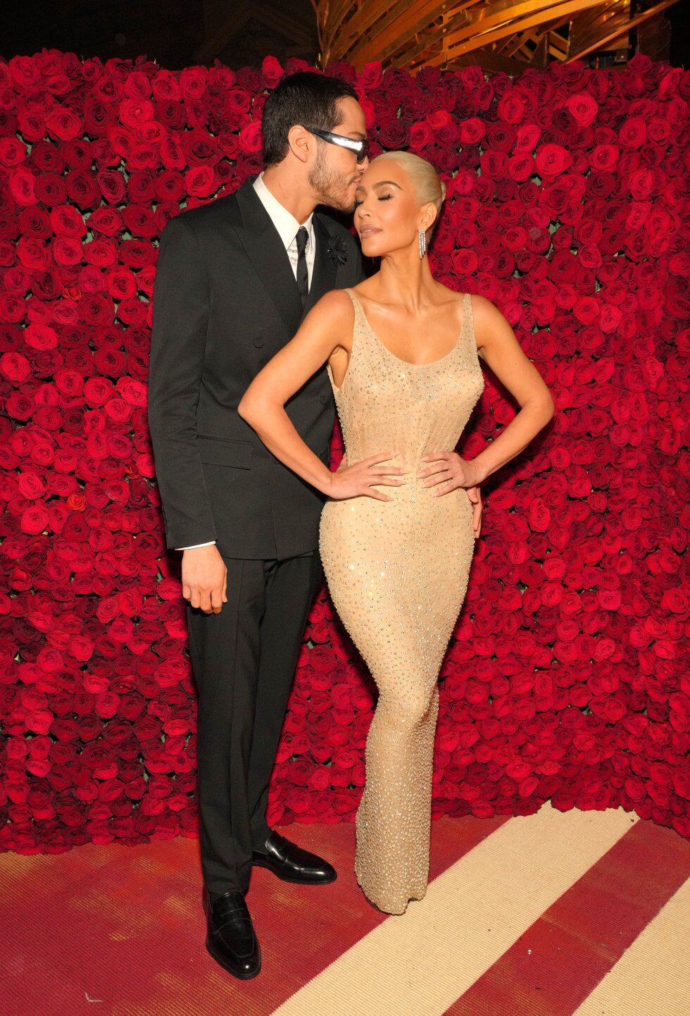 Kim Karsashian y Pete Davidson en la Met Gala 2022