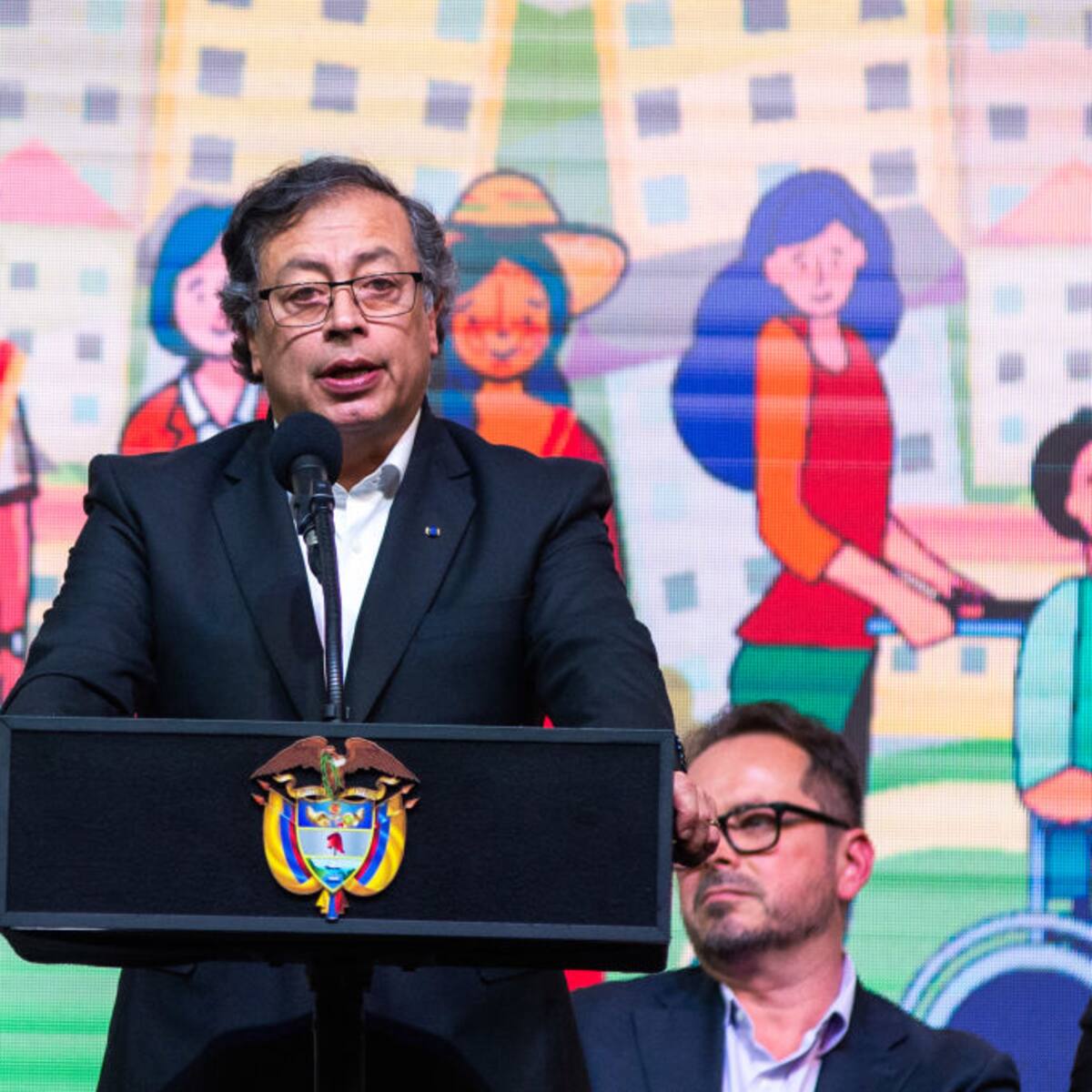 Alcaldes estaban advertidos: Presidente Petro por emergencia de incendios