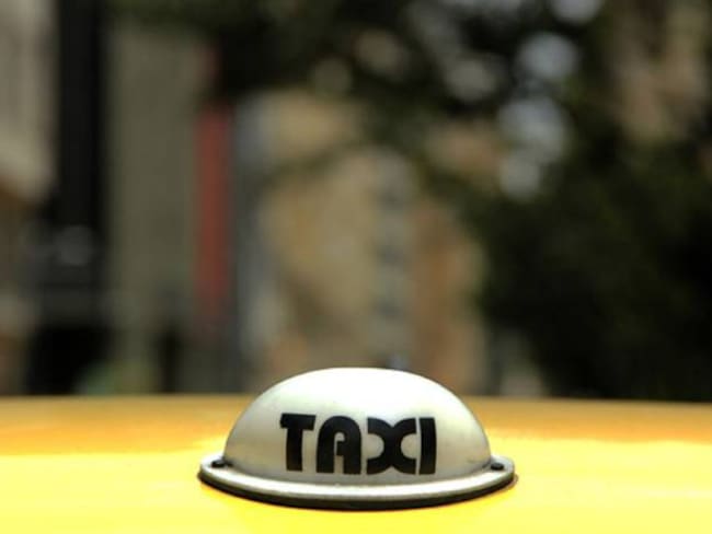 Una falsa denuncia en redes sociales tiene en aprietos a taxista
