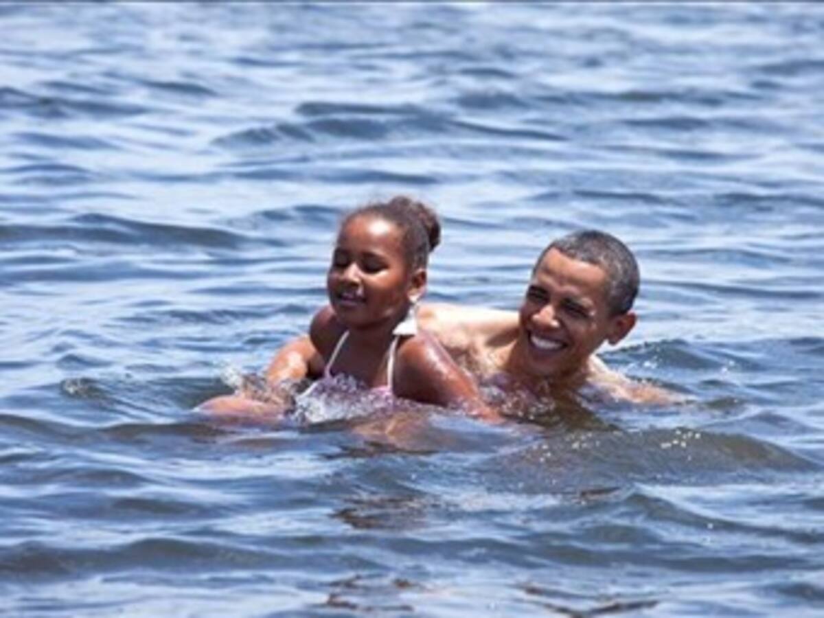 Presidente Obama se zambulló en las aguas del Golfo de México