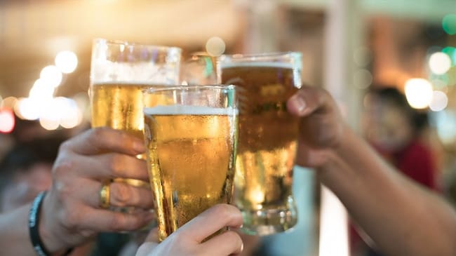 En Islas del Rosario, turistas pagaron $100.000 por cuatro cervezas. Foto: Getty Images