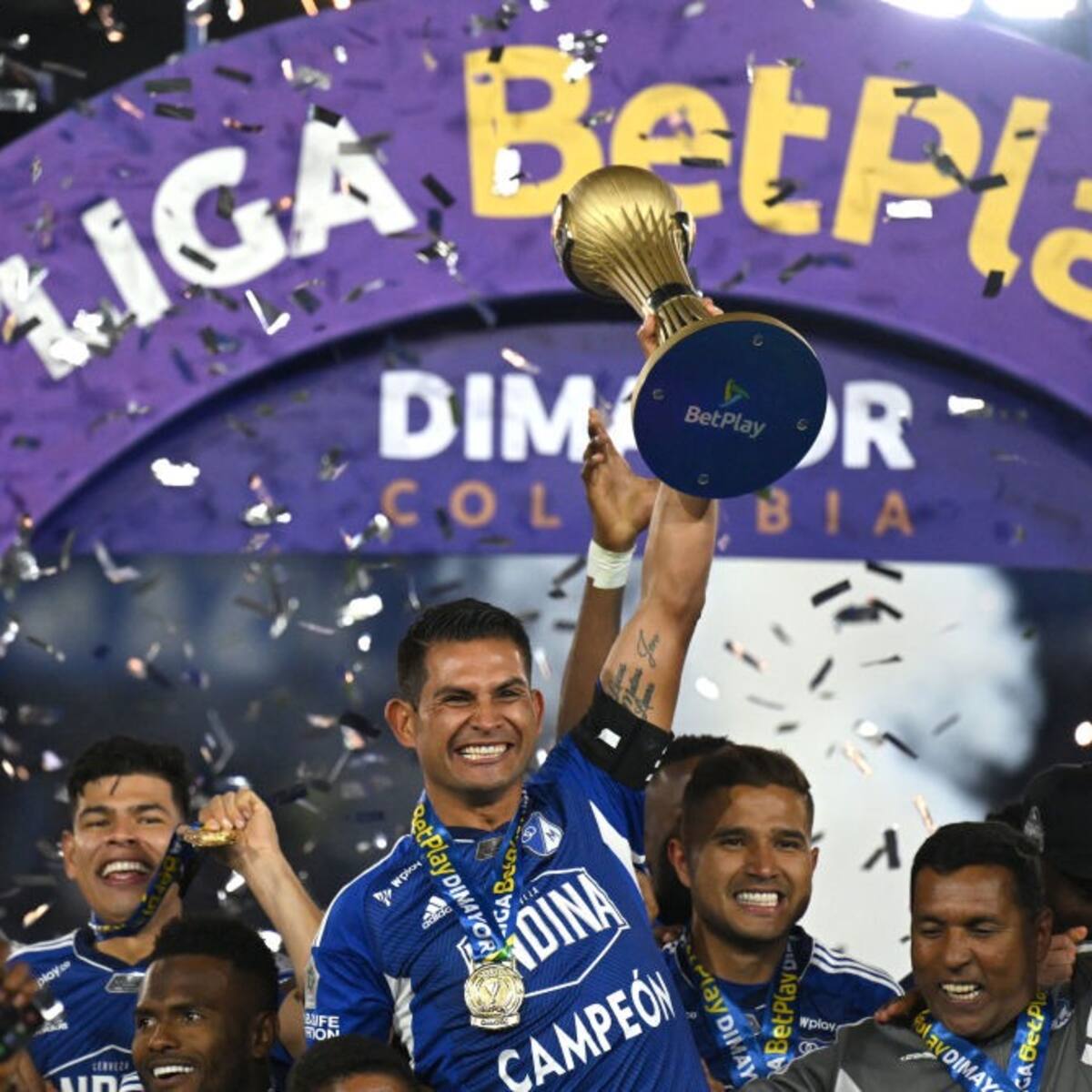 Millonarios arrasa con los premios de El País de Uruguay