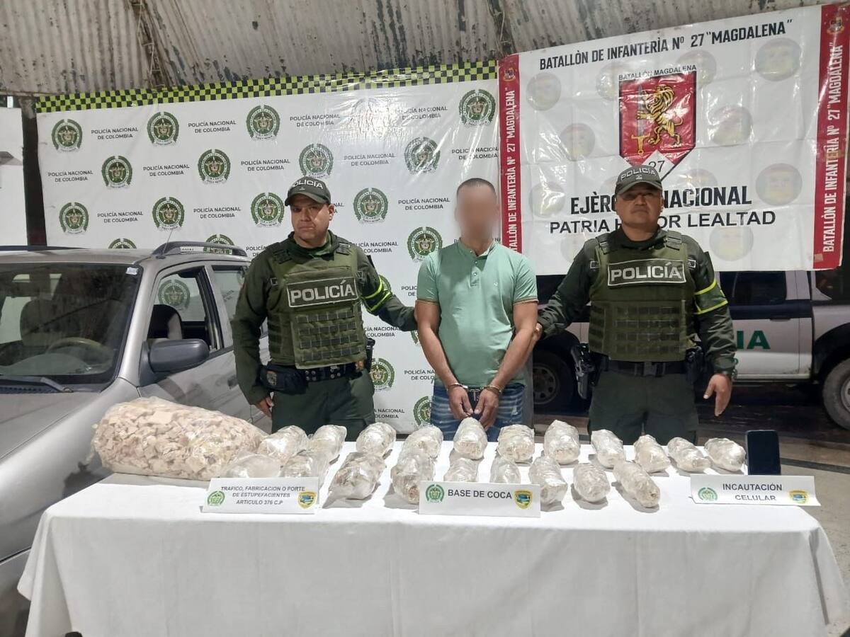 Incautan 27 kilos de droga y capturan a un hombre en operativo vial en Isnos