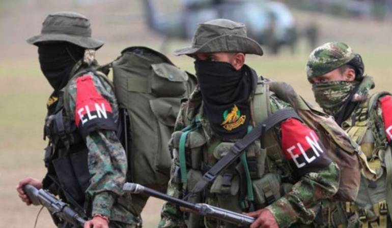 Enfrentamientos entre el eln y los pelusos.