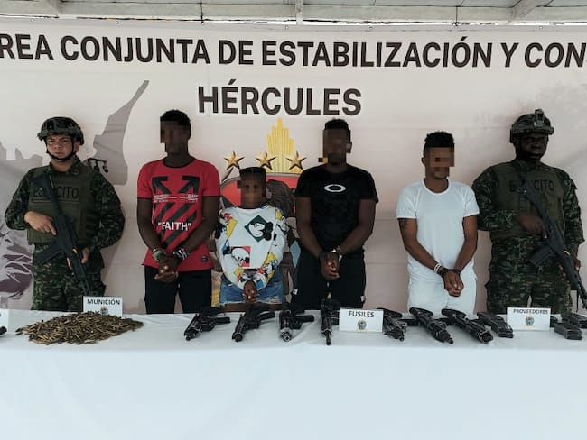 Fuerzas Militares capturan cuatro miembros de disidencias Farc en Olaya Herrera, Nariño 