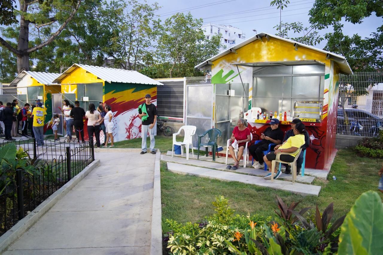 De puestos en la calle a emprendimientos dignos dentro del renovado Templo del Fútbol Menor