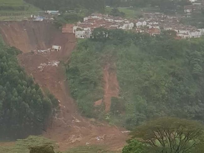 “Esta emergencia se pudo prevenir”: alcalde de Pereira sobre derrumbe